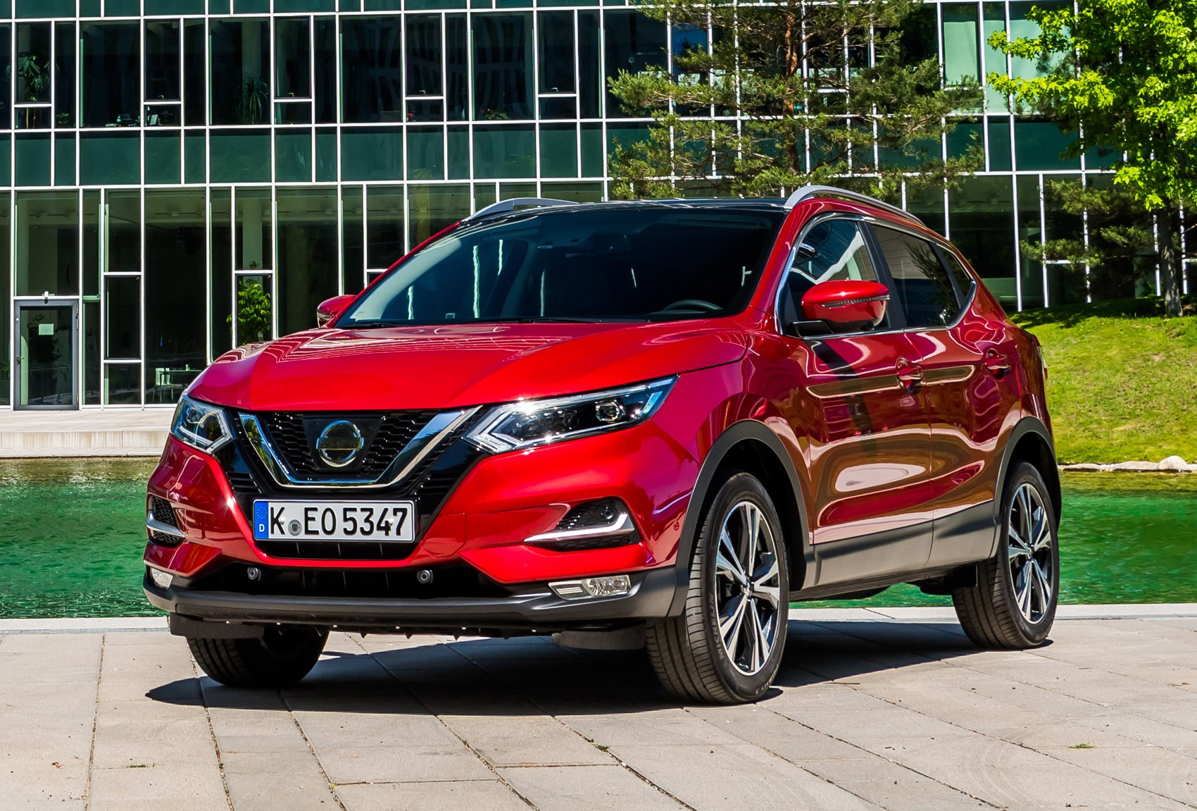 Nissan Qashqai Station Wagon (2014 - ) Photos | Parkers