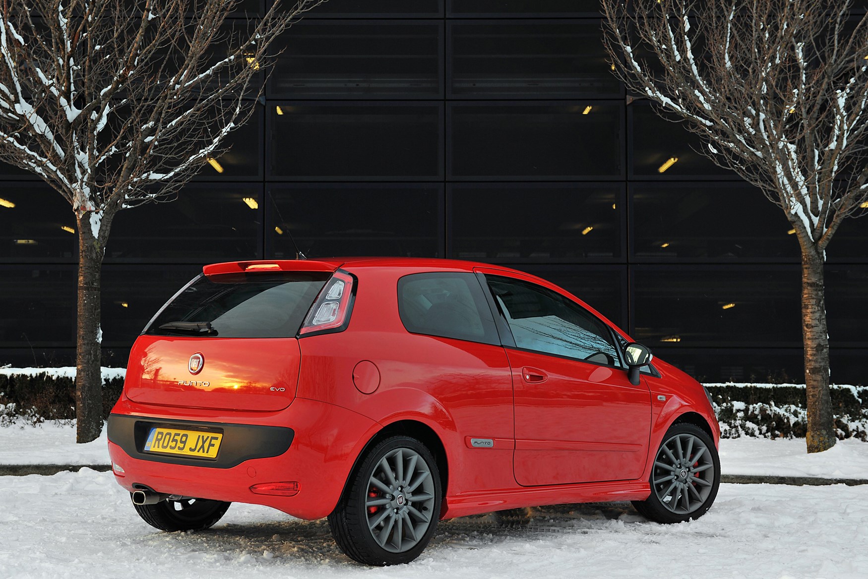 Fiat Punto Evo Hatchback (2010 - 2012) Photos | Parkers