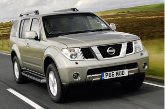 Nissan Pathfinder SW 2005