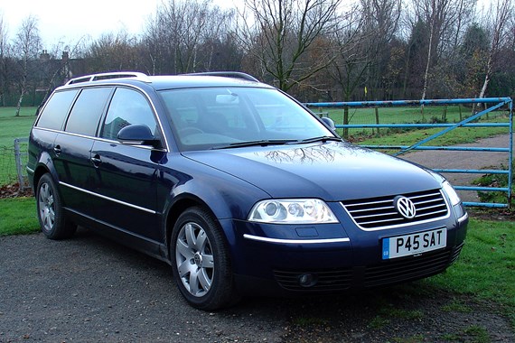 volkswagen-passat-estate-2-8-v6-4motion-5d-specs-dimensions-parkers