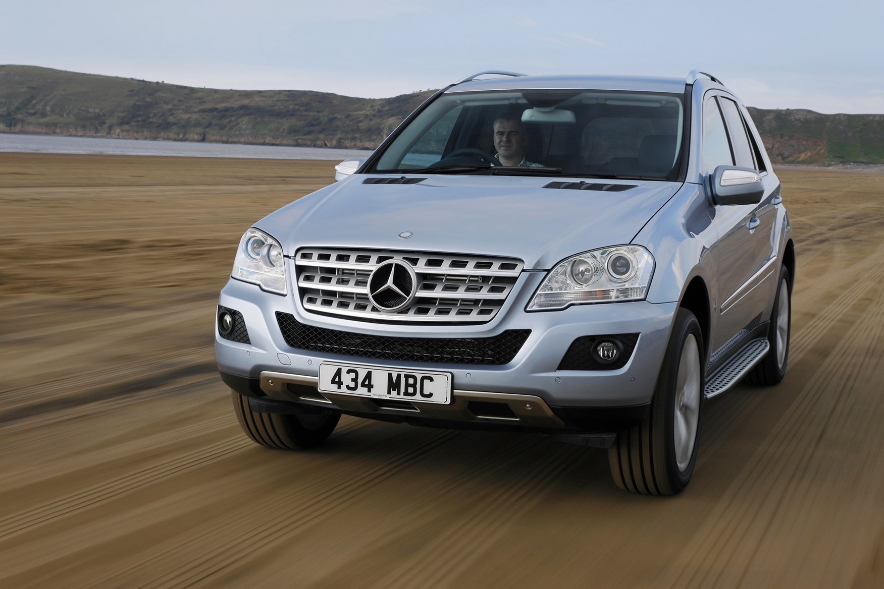 View all images of the Mercedes-Benz M-Class (05-11)