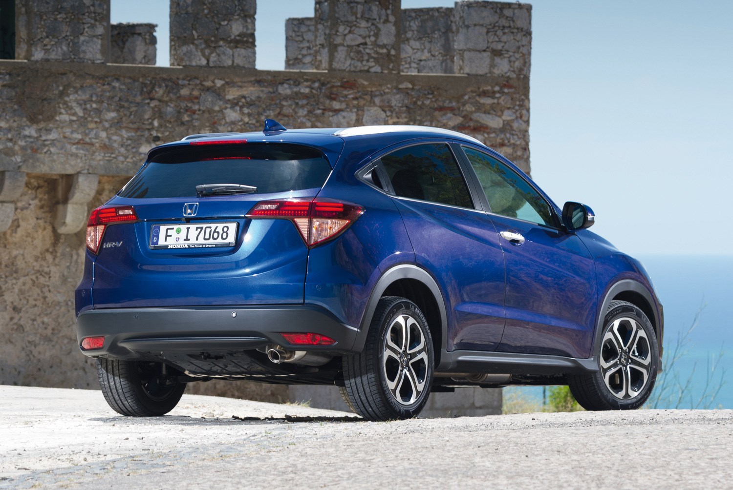 Honda HR-V 4x4 (2015 - ) Photos | Parkers