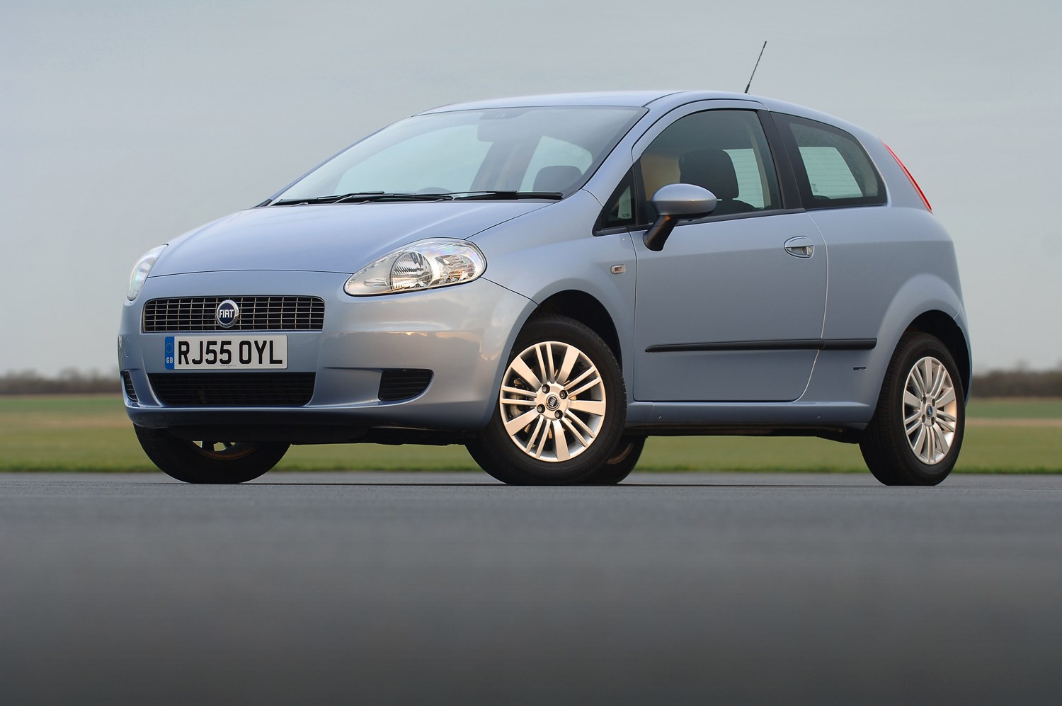 Фото fiat grande punto