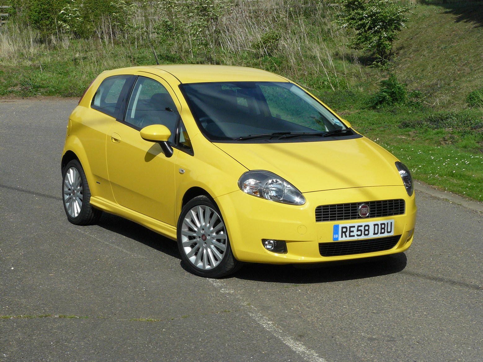 Фото fiat grande punto