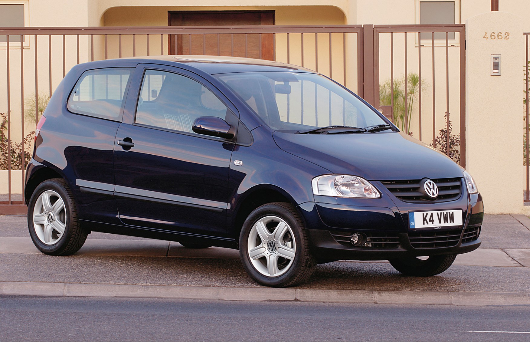 Volkswagen Fox Hatchback (2006 - 2012) Photos | Parkers