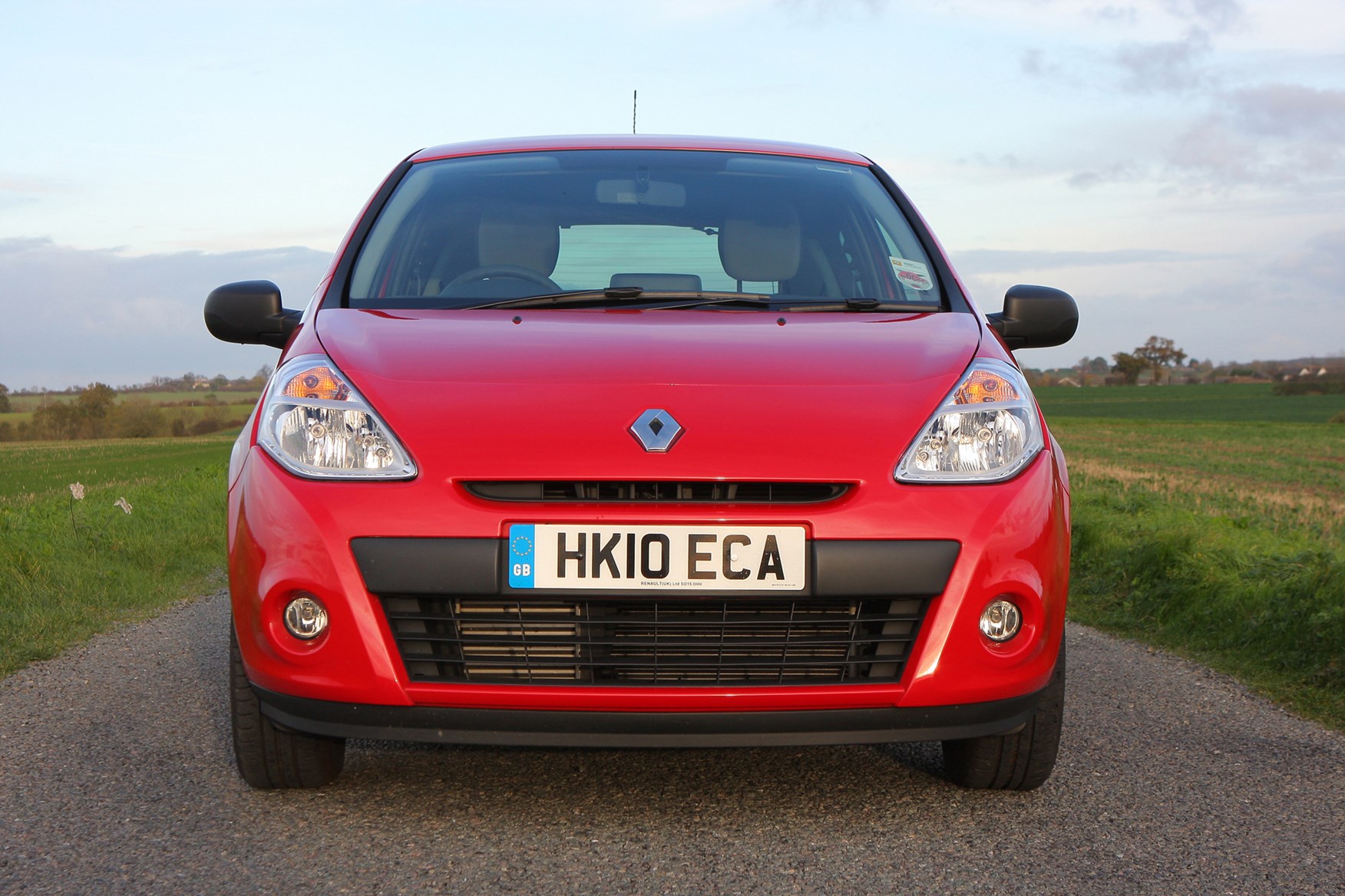 How Much To Tax A Renault Clio 1 2 2001