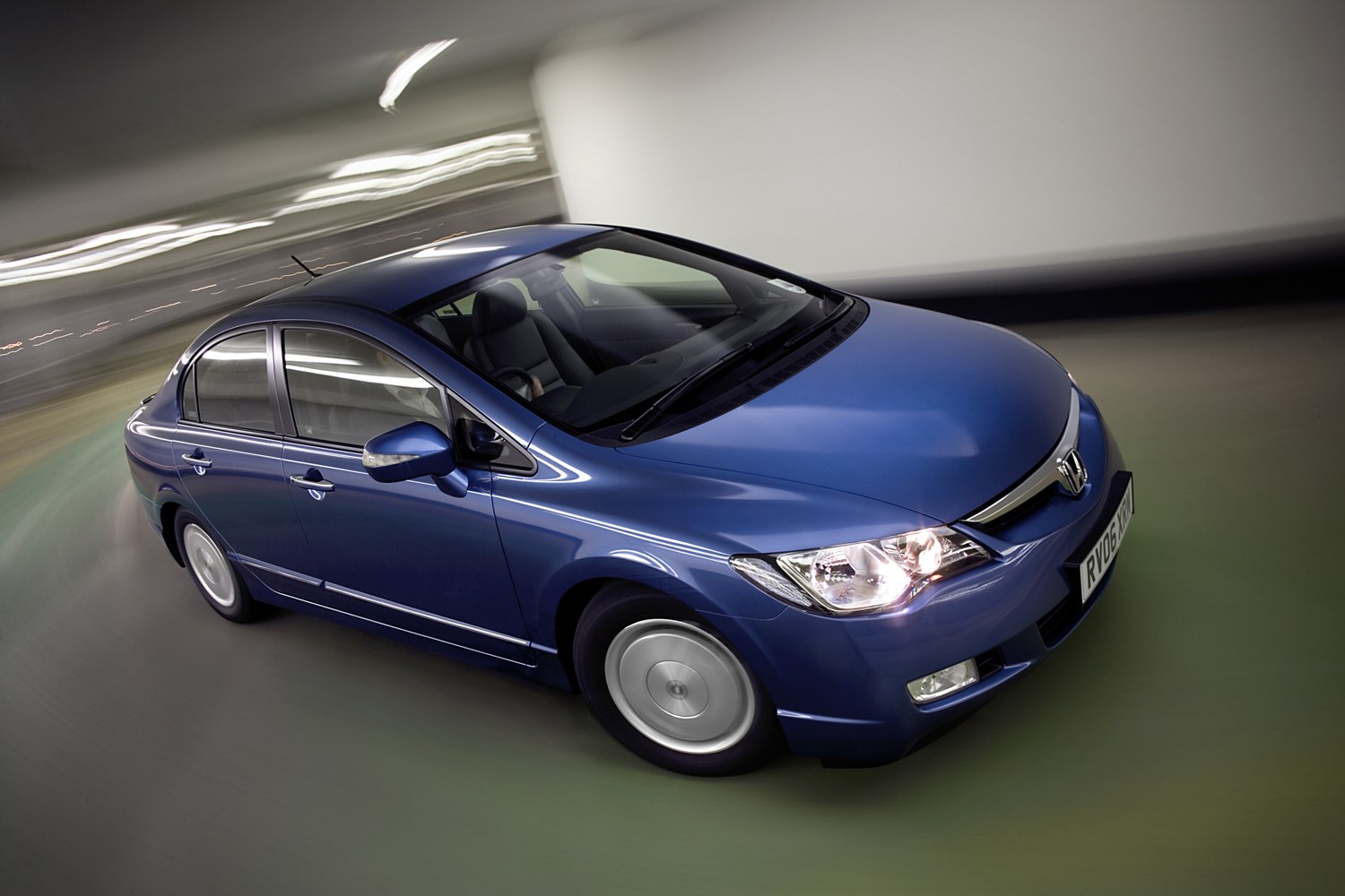 Honda Civic Hybrid Saloon Review 2006 2010 Parkers View All Images Of The Honda Civic Hybrid Saloon 06 10