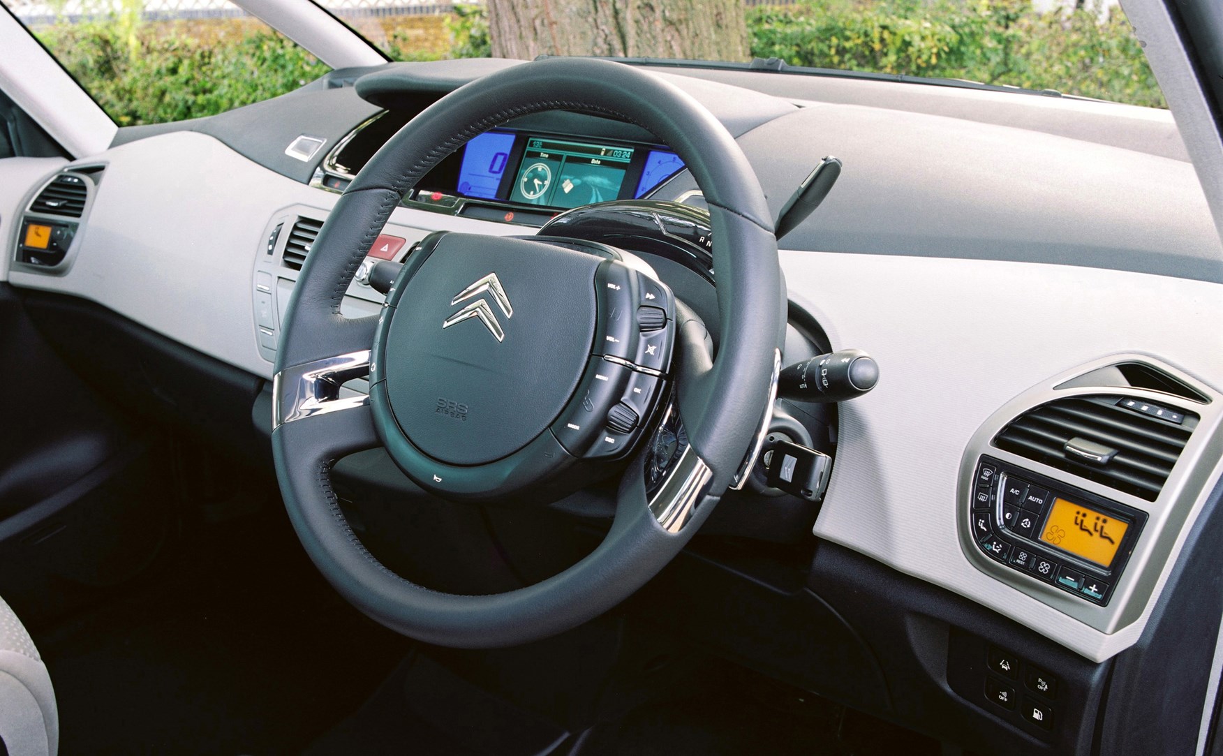 Best 7 Seater Cars >> Citroën C4 Picasso Estate (2007 - 2013) Photos | Parkers Best 7 Seater Cars >> Citroën C4 Picasso Estate (2007 - 2013) Photos | Parkers