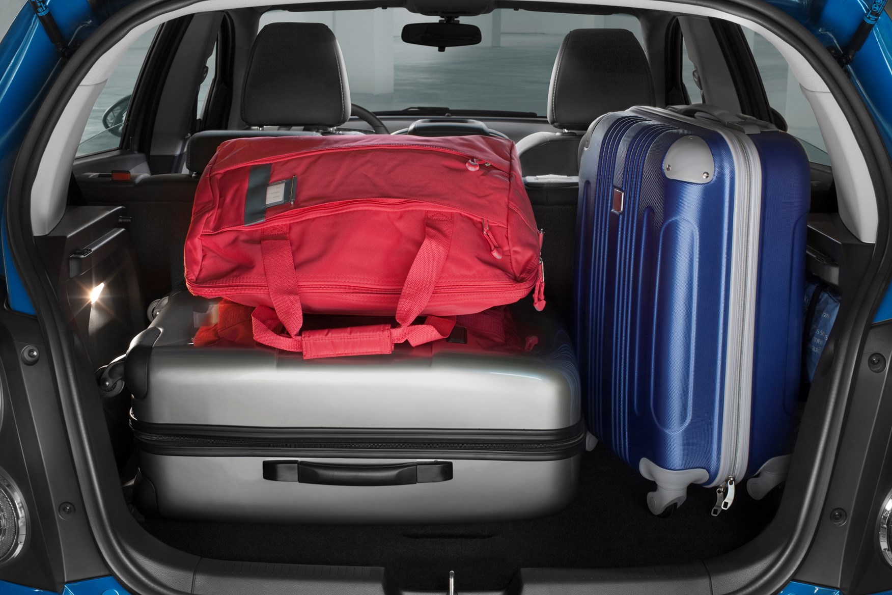 Chevrolet Aveo Hatchback (2011 2015) Features, Equipment and