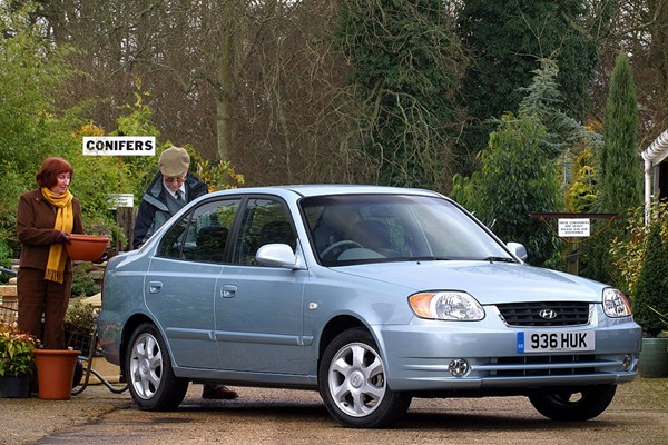 Hyundai Accent Saloon (03-03) - rated 2 out of 5