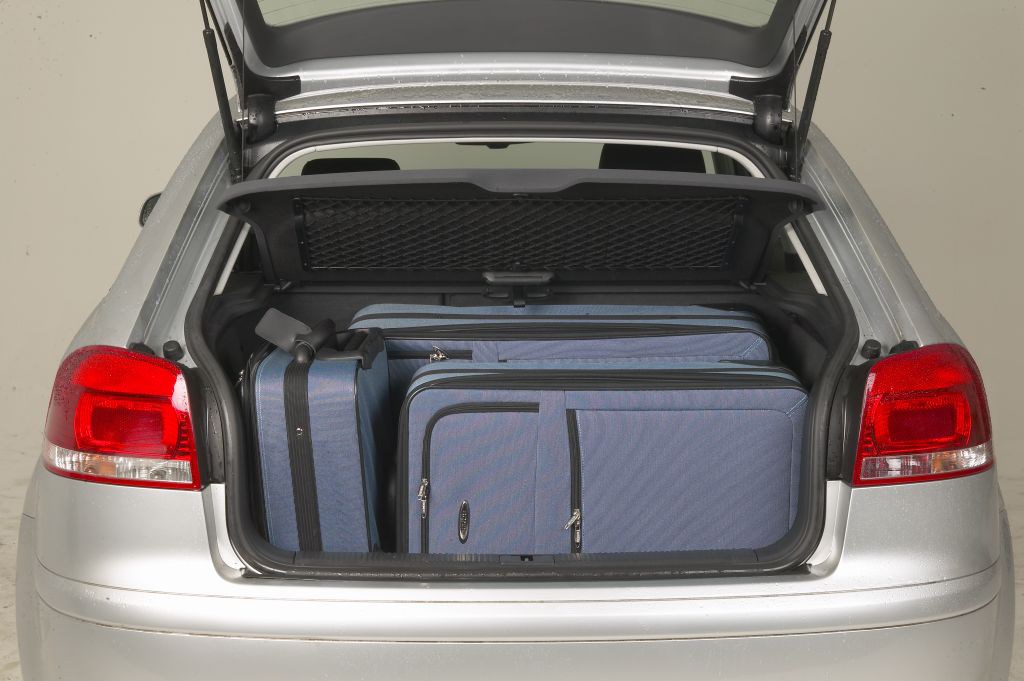 Audi A3 Hatchback (2003 2012) Features, Equipment and Accessories