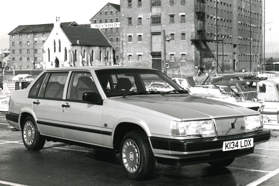 Volvo 940 Saloon (90-97)