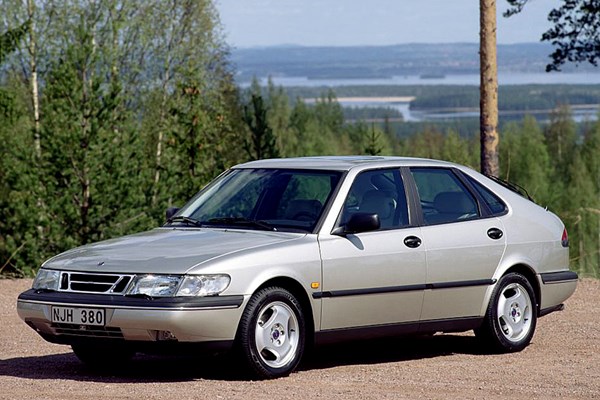 Saab 900 Hatchback (from 1993) used prices | Parkers