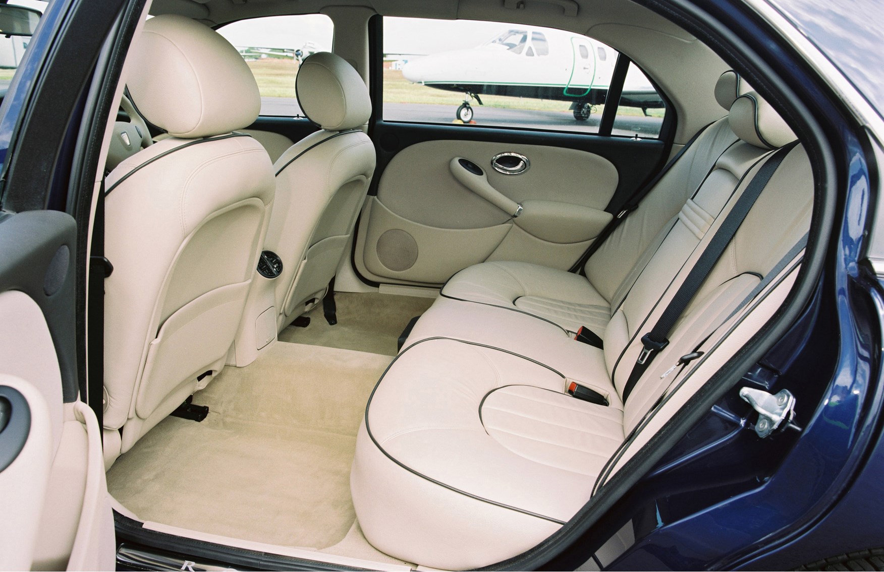 Rover 75 Saloon (1999 - 2004) Photos | Parkers Rover 75 Saloon (1999 - 2004) Photos | Parkers