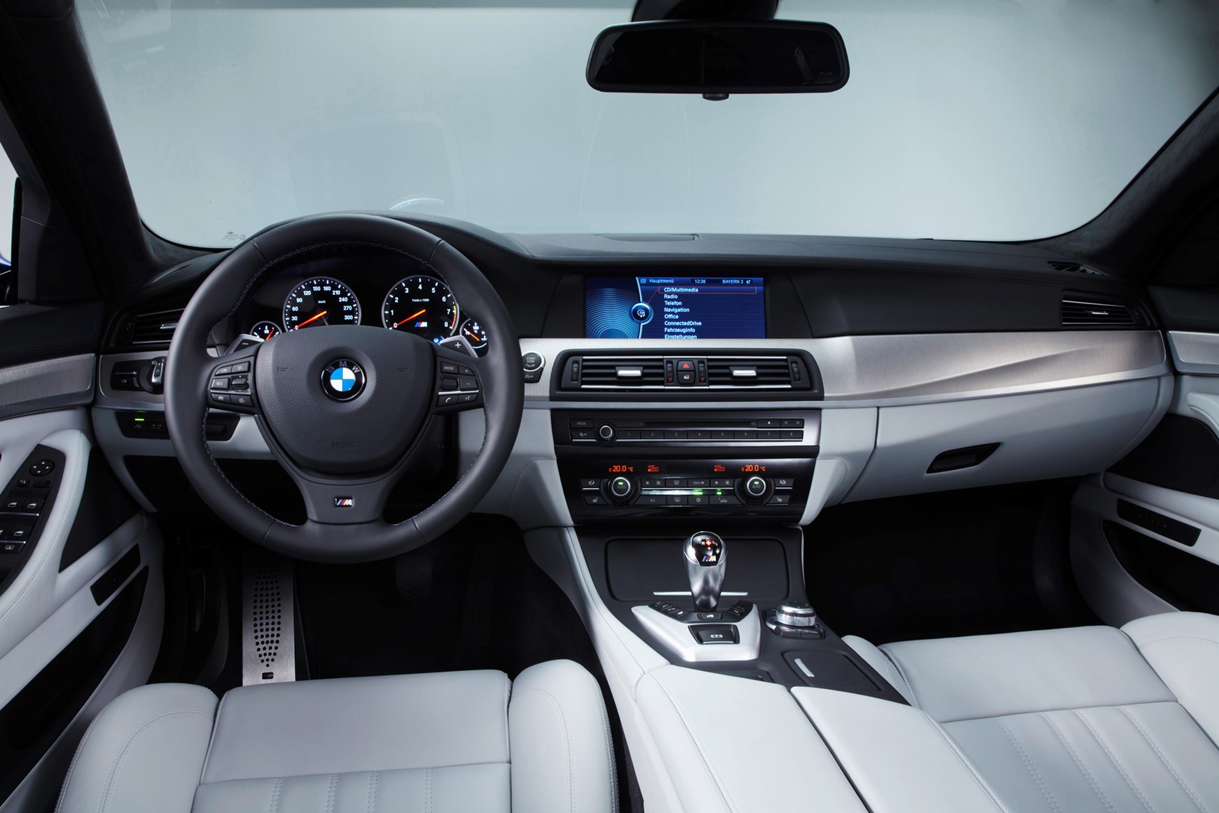 Bmw 5 Series M5 Review 2017 2016 Parkers