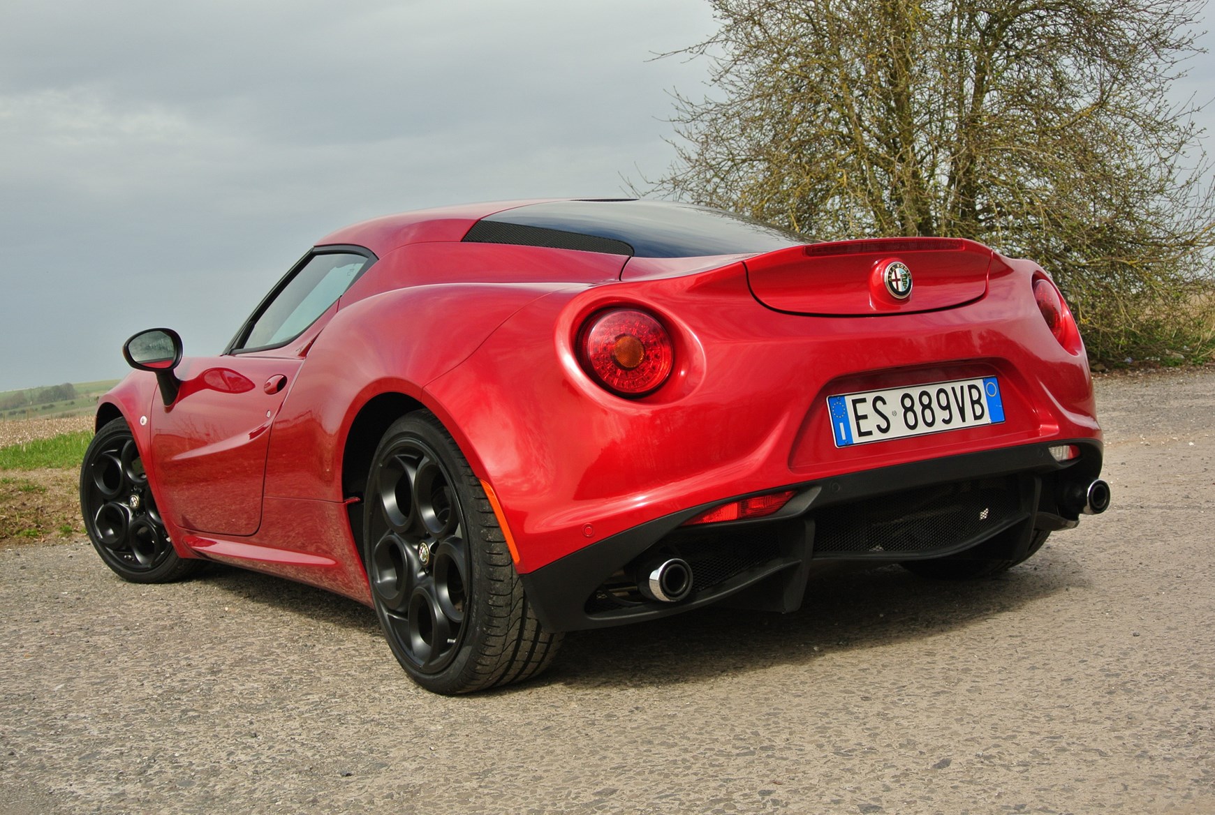 Alfa Romeo 4c Coupe 2013 Photos Parkers
