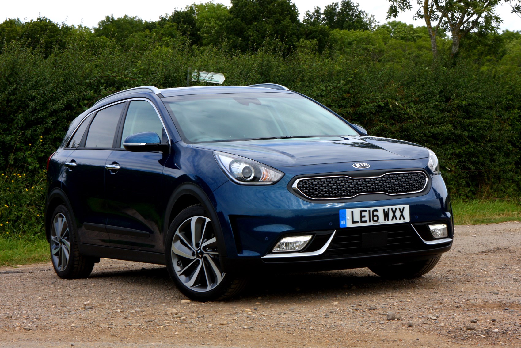 Kia niro фото