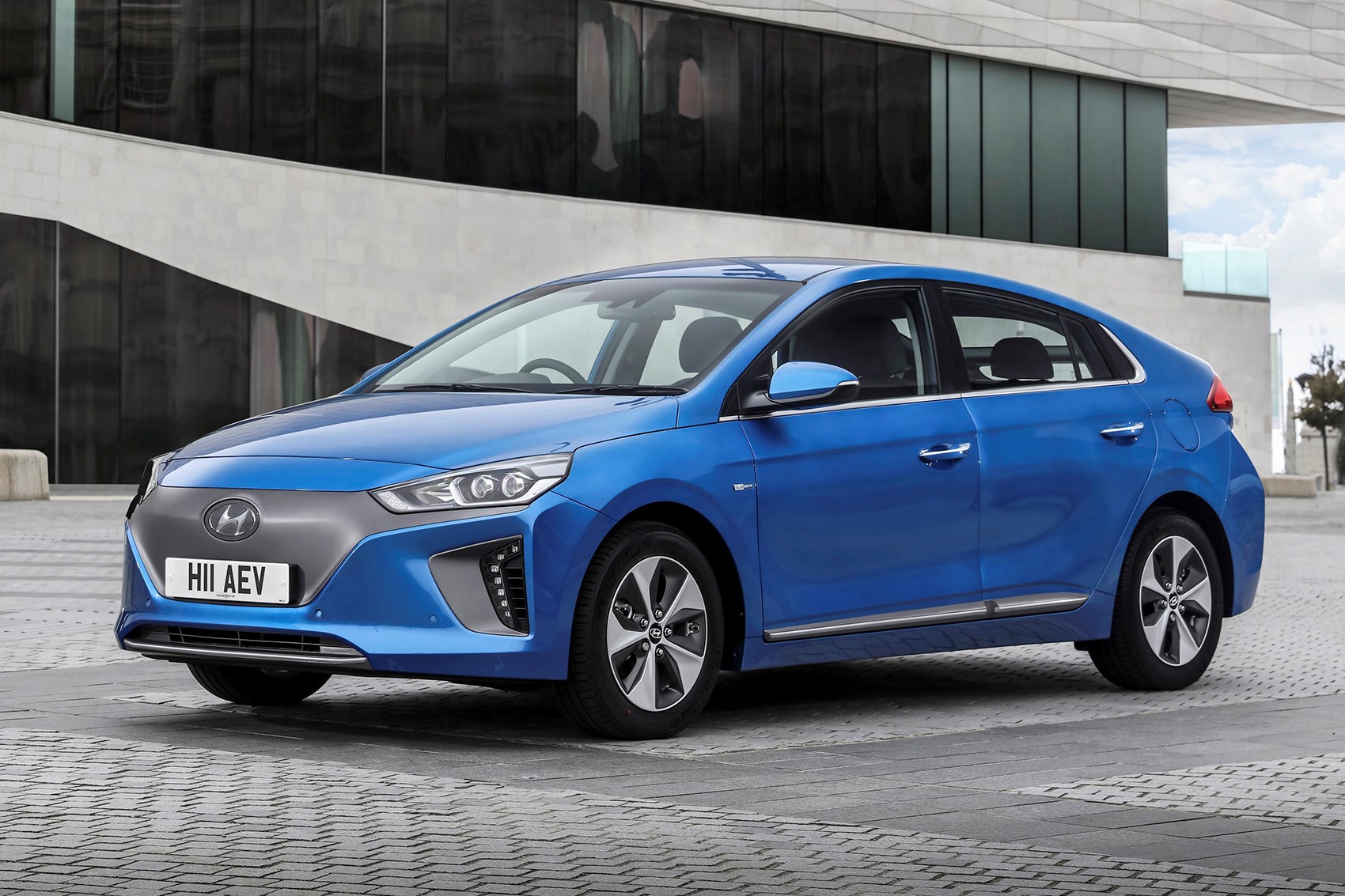 Hyundai Ioniq Hatchback Photos Parkers