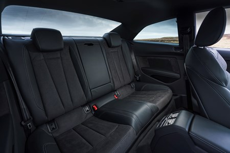 audi a5 isofix