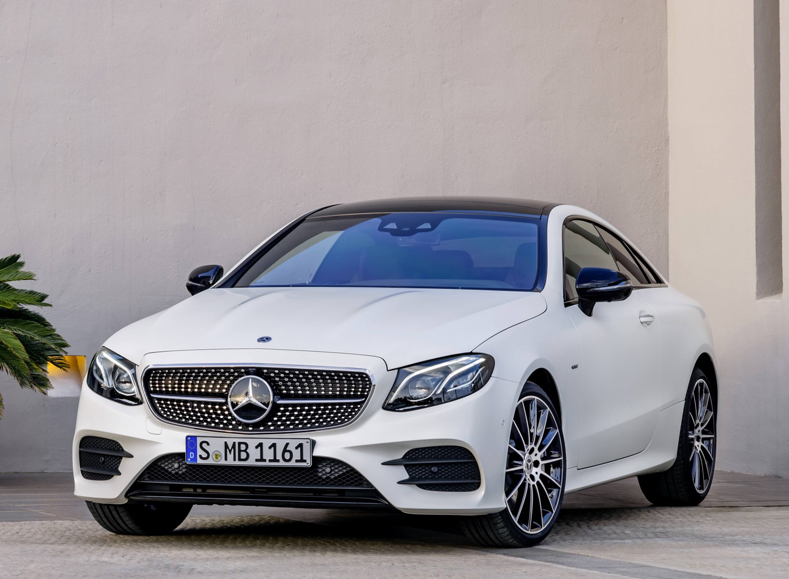 Mercedes Benz E Cl Coupé 2017 Photos Parkers Mercedes Benz 2017 E Cl Coupe Static Exterior