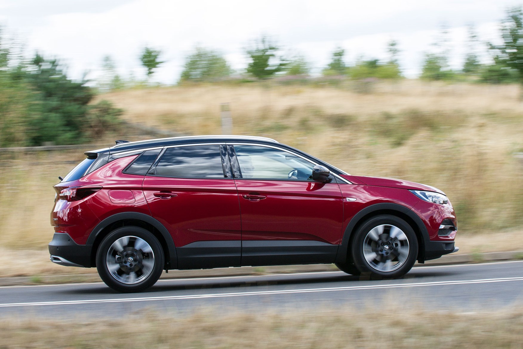 Used Vauxhall Grandland X for sale Parkers