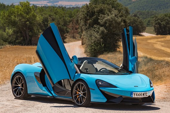 McLaren 570S Convertible SSG auto 2d specs & dimensions | Parkers