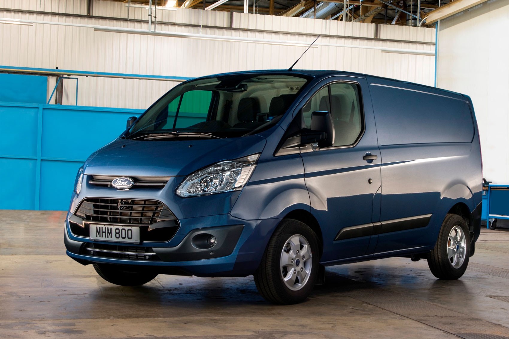 Most economical medium vans Parkers