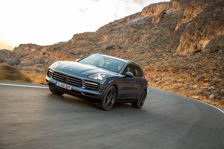 Porsche Cayenne Suv Review Driving Parkers Porsche Cayenne Base Spec