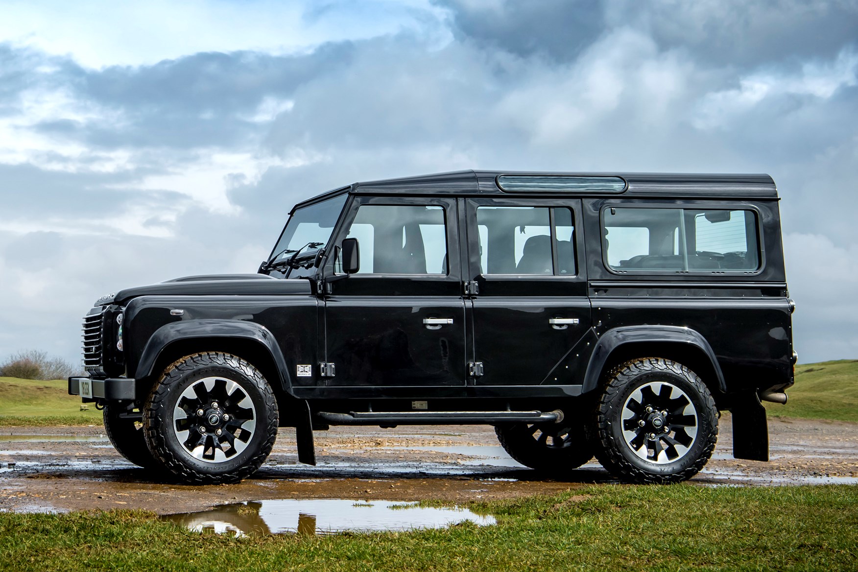 Land rover defender вес