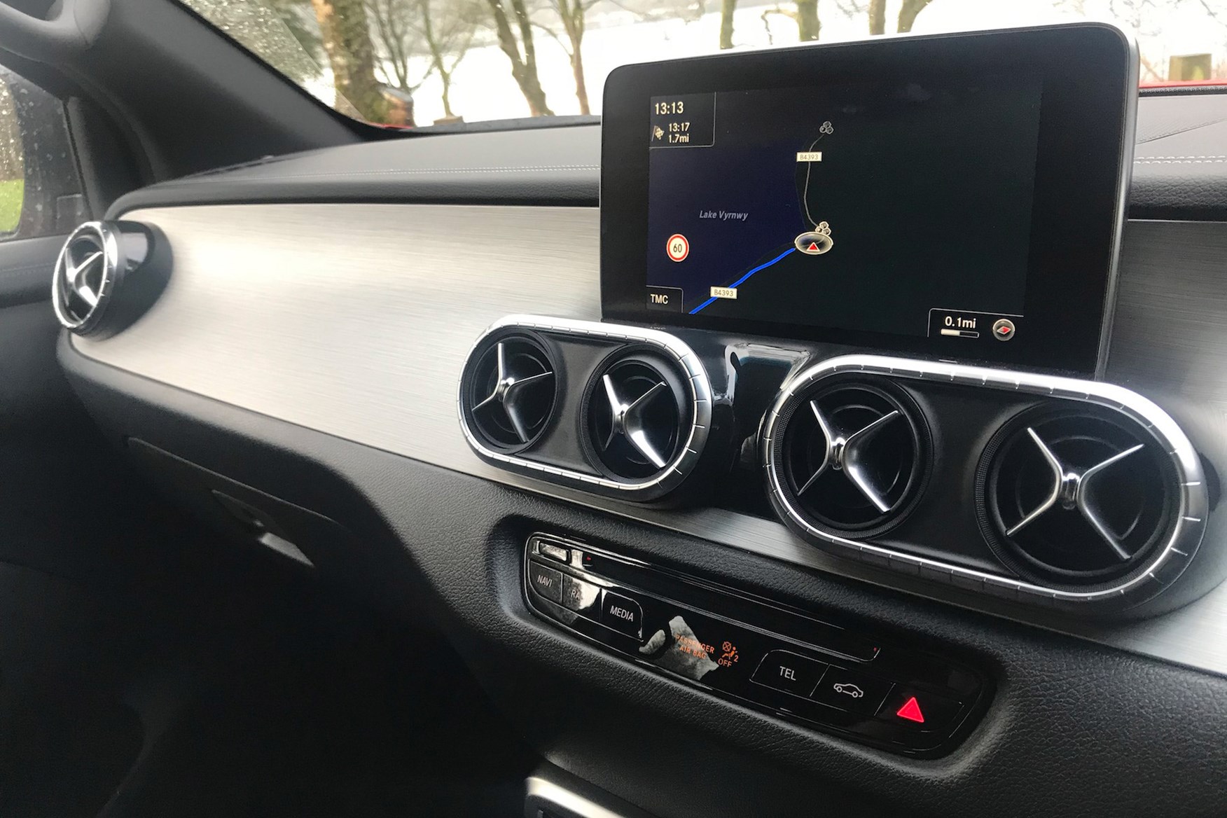 Mercedes-Benz X-Class full review on Parkers Vans - cabin detail
