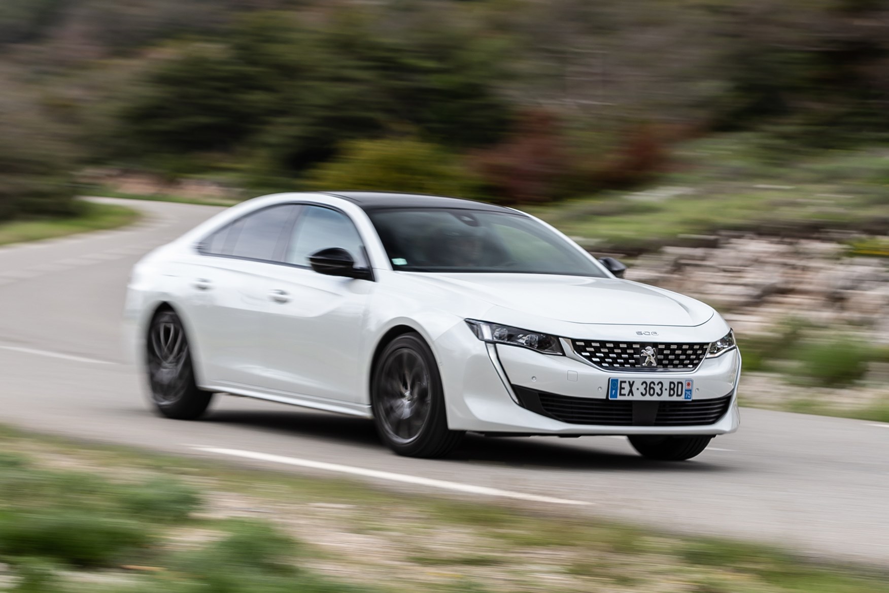 Peugeot 508 Fastback (2018 ) Photos Parkers