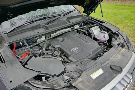 audi q5 engine cover