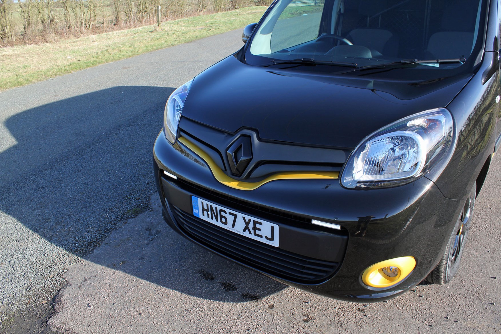 Renault Kangoo Formula Edition review - special grille and yellow trimmings