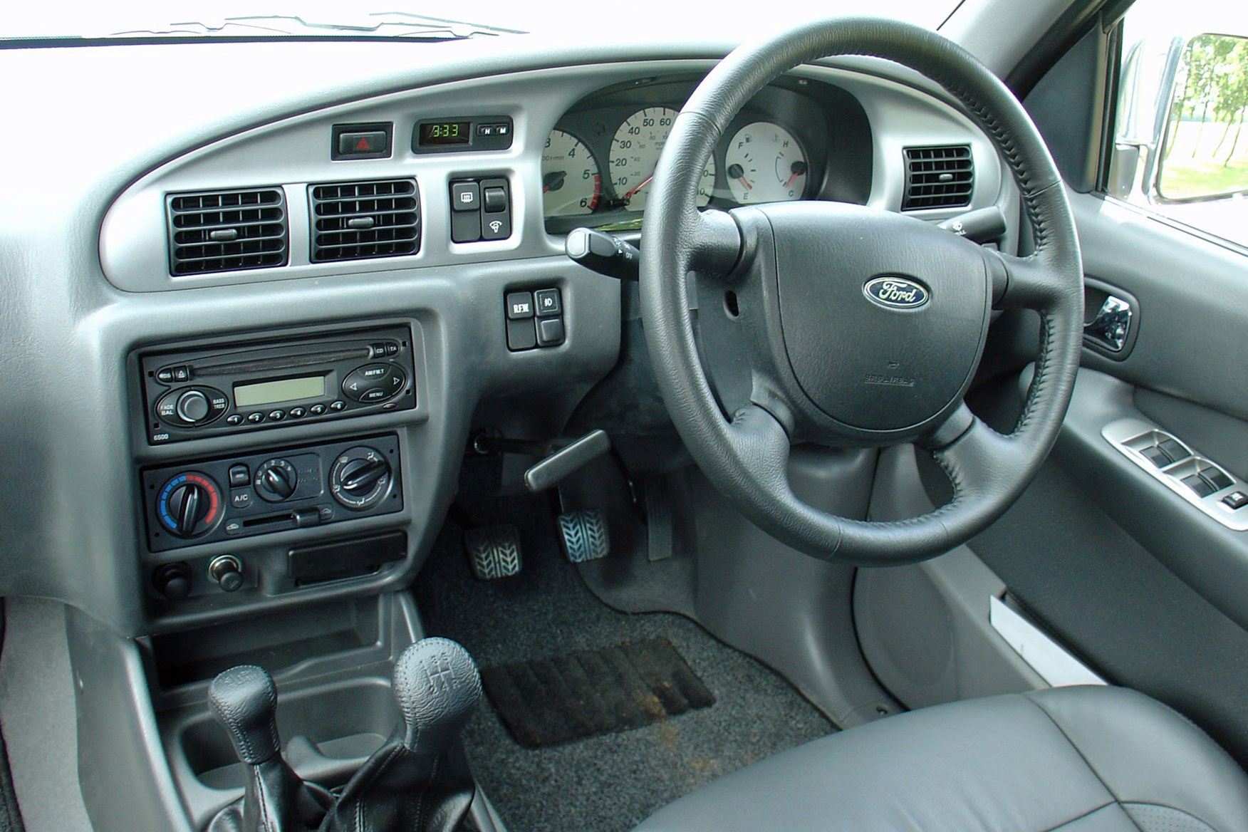 03-ford-ranger-1999.jpg