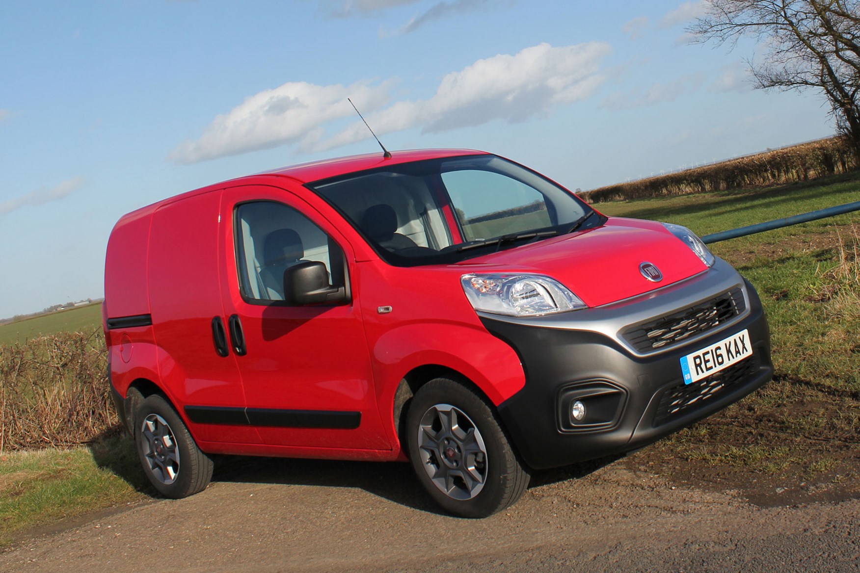 Fiat Fiorino Van Review 2021 Parkers