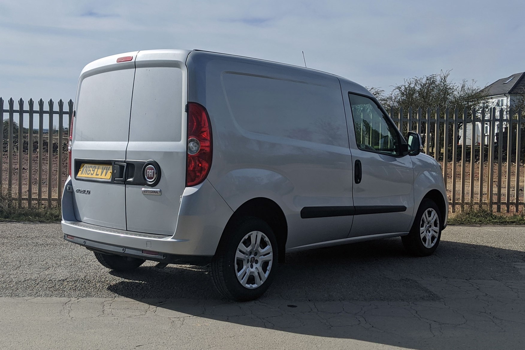 Fiat Doblo Cargo van review (2021) | Parkers