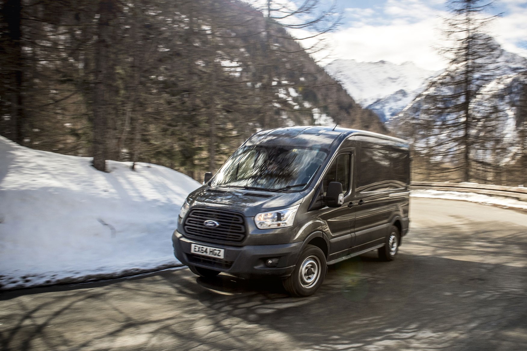 Форд транзит холодно. Ford Transit AWD. Ford Transit Winter. 2327sd Ford Transit. Ford Transit ab 3320kh2.