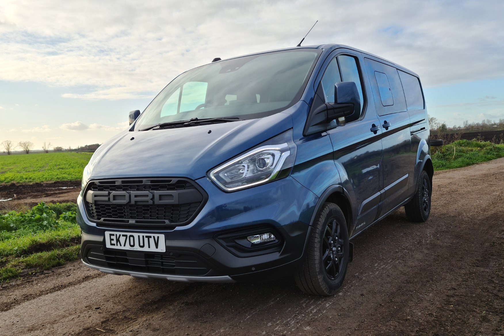 ford transit custom sport chrome blue