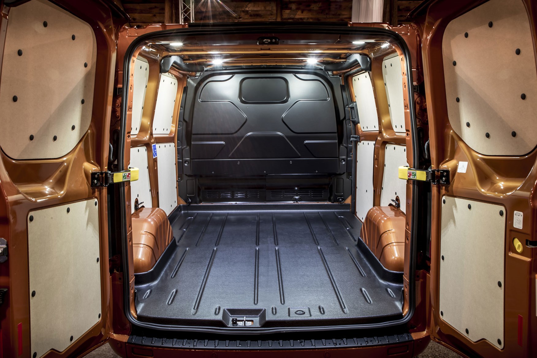 ford transit wagon 15 passenger rental car layout