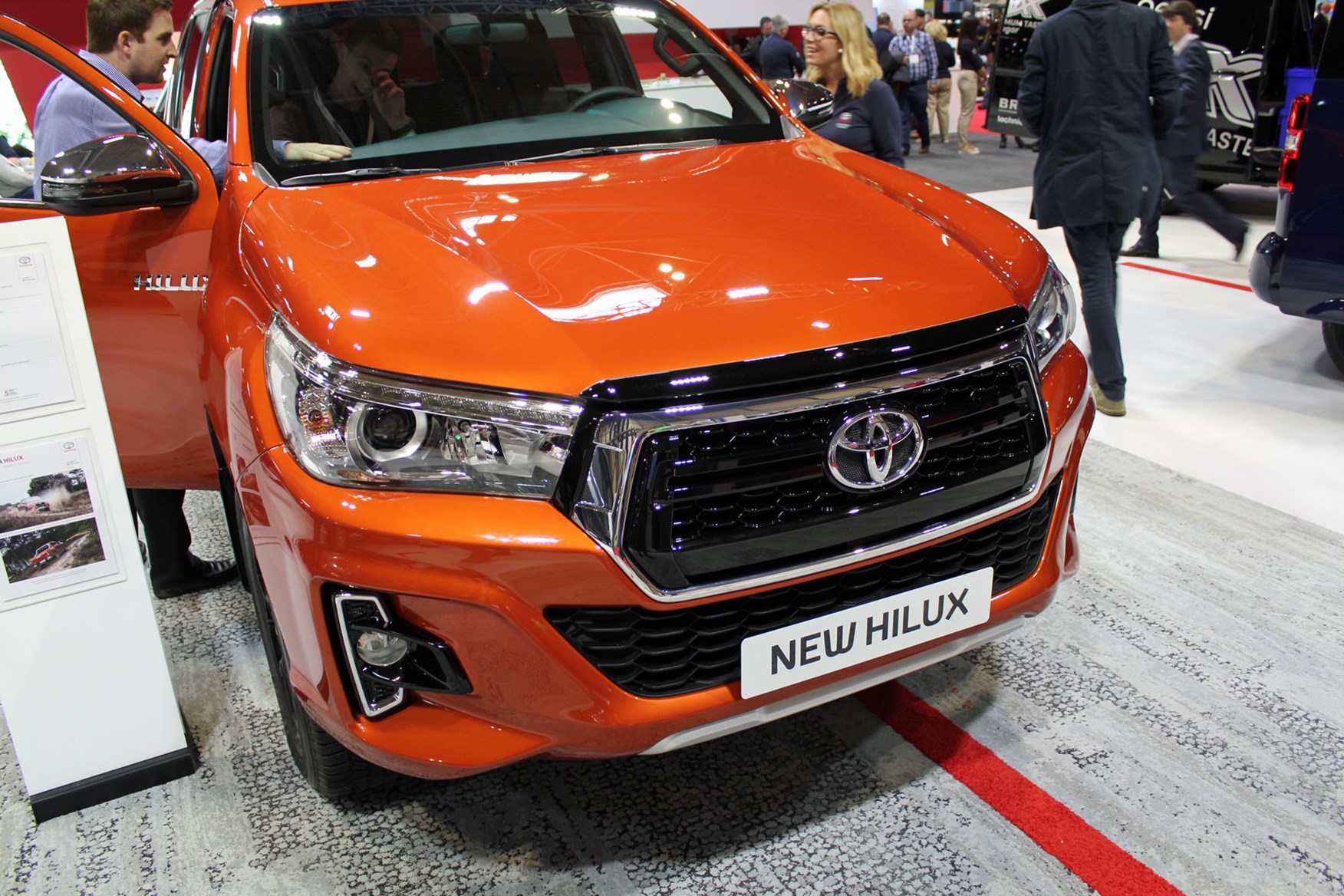 Toyota hilux invincible