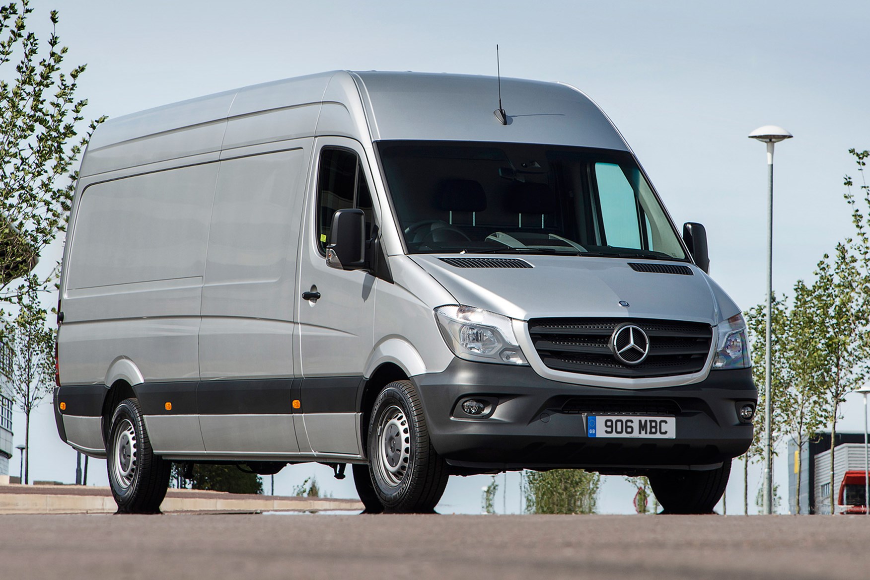 Mercedes-Benz Sprinter full review on Parkers Vans - exterior