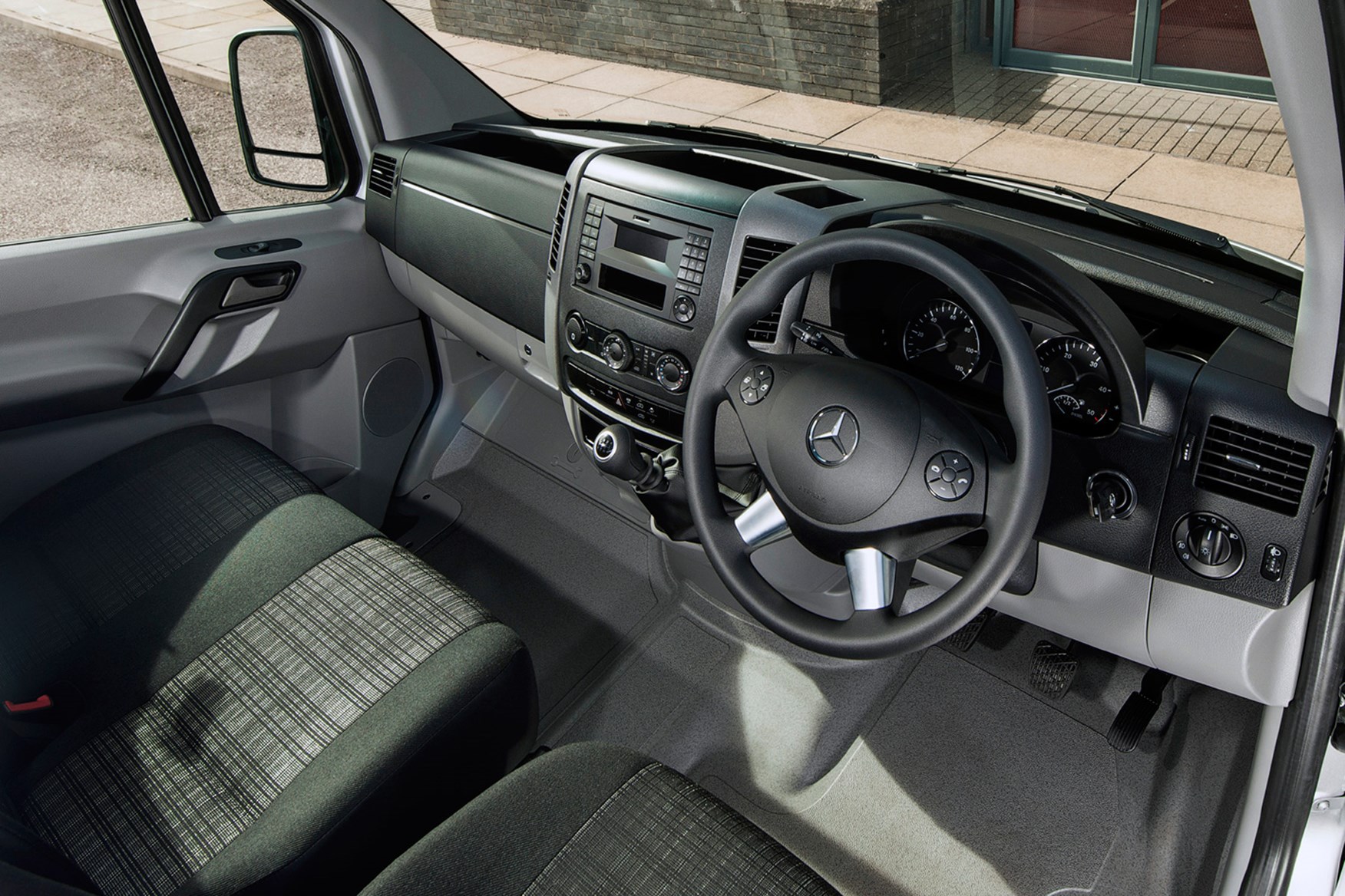Mercedes-Benz Sprinter full review on Parkers Vans - cabin