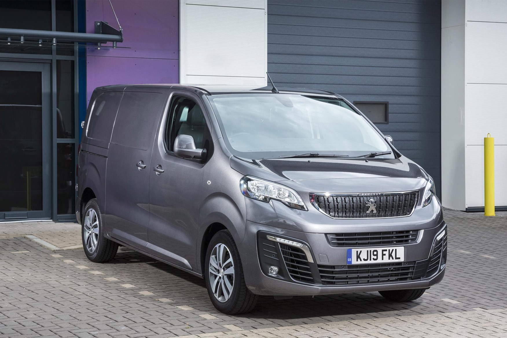 van peugeot expert 2019