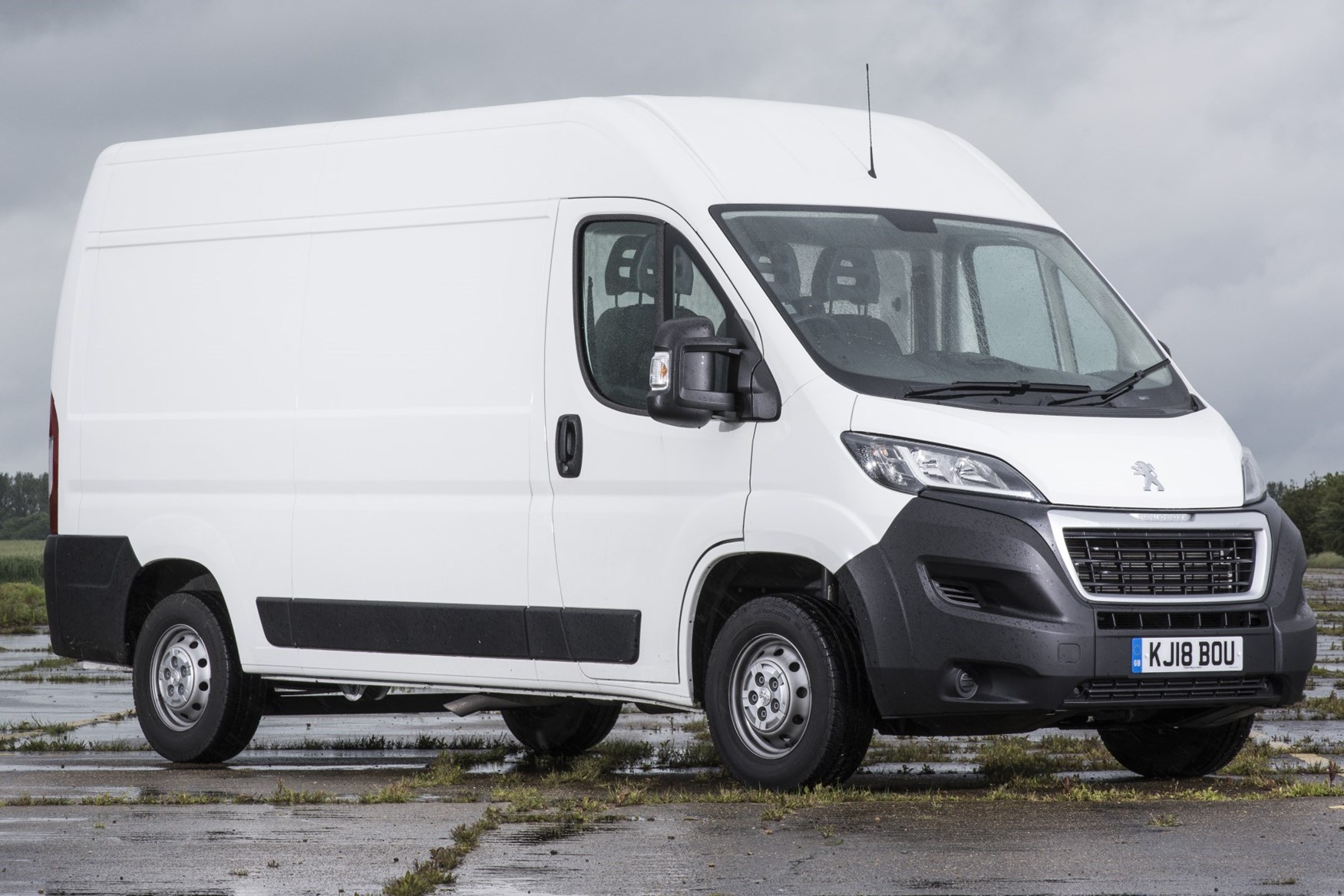 peugeot boxer van 2019