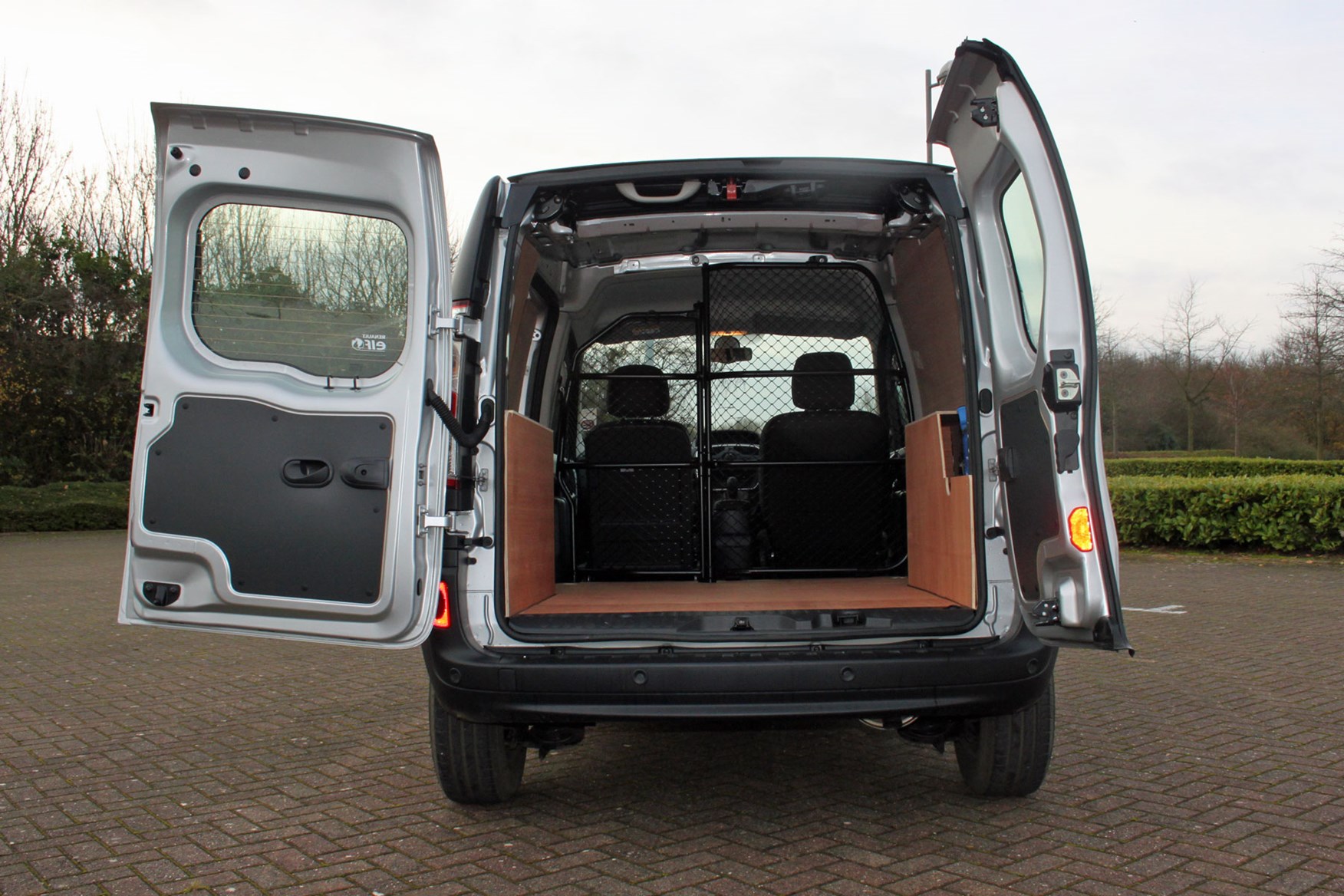 Renault Kangoo Sport review - load space and rear doors
