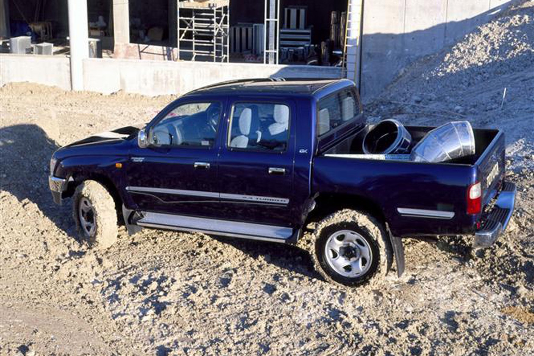 Toyota Hilux Pickup Review 1976 2005 Parkers