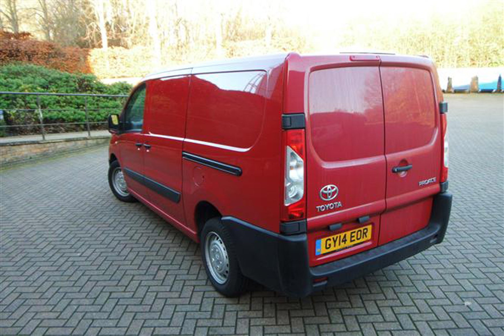 Toyota Proace review on Parkers Vans -rear