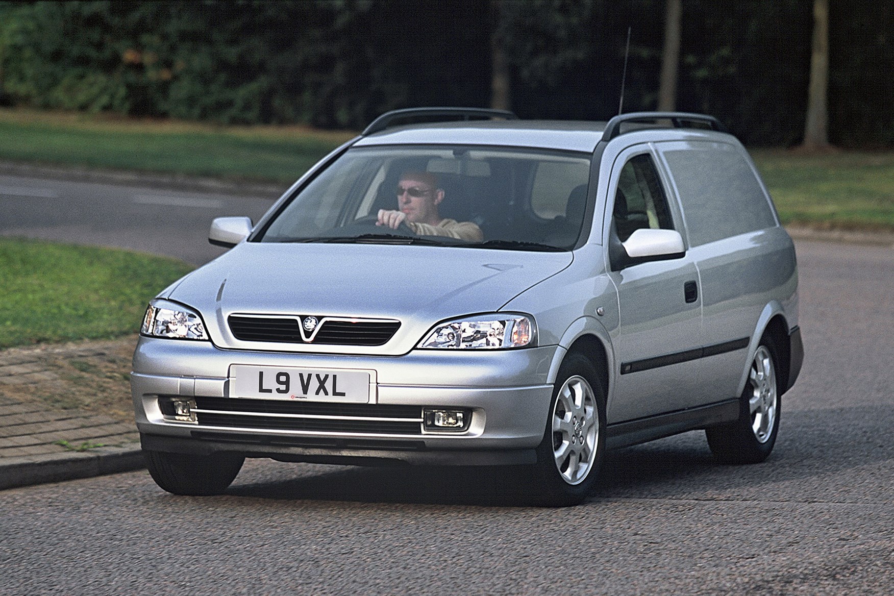 opel astra minivan