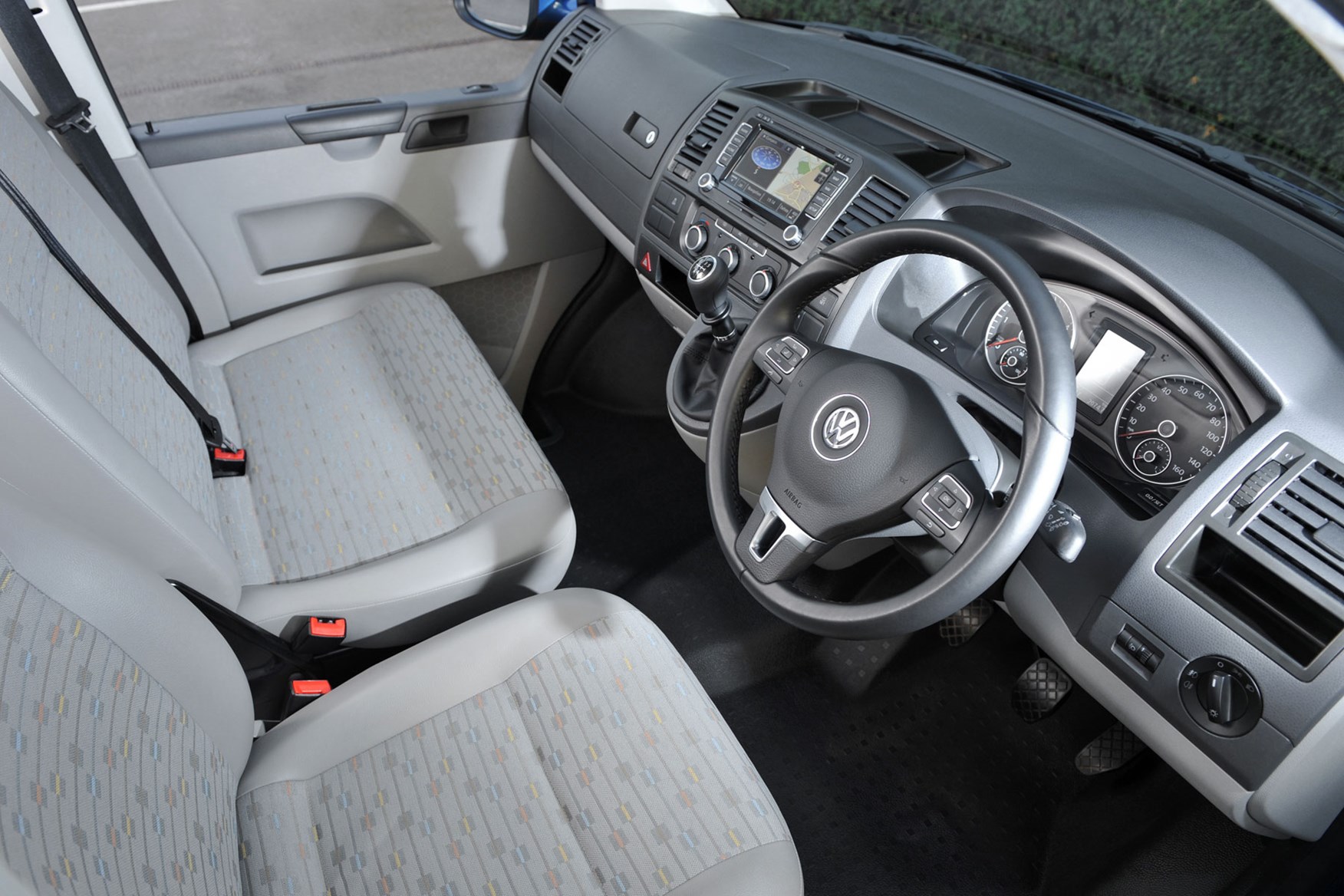 VW Transporter T5 (2010-2015) cab interior