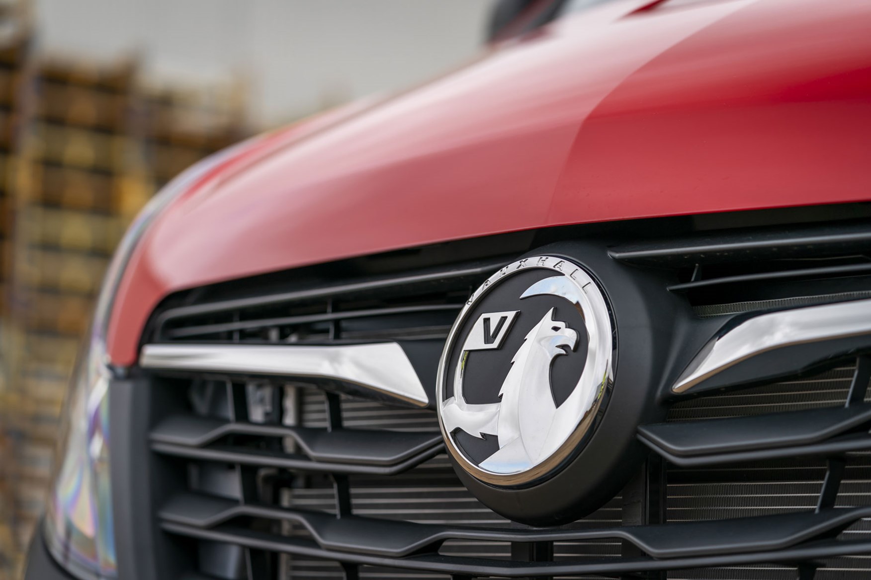 Vauxhall Movano review - 2020 model year, large grille badge, 2019